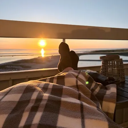 Meerauszeit Inkl Sonnenuntergaenge Und Fahrraeder Appartement Büsum